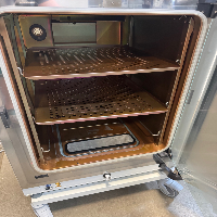 Thermo HERAcell vios 160i Double Stack CO2 Incubator image 3